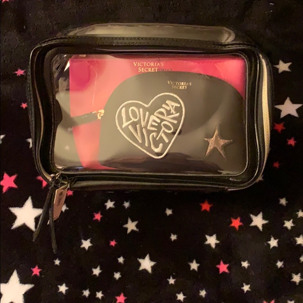 New with tags Victoria’s Secret cosmetic kit
